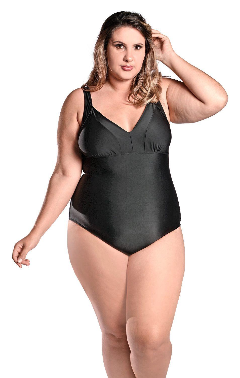 maiô plus size fechado nas costas