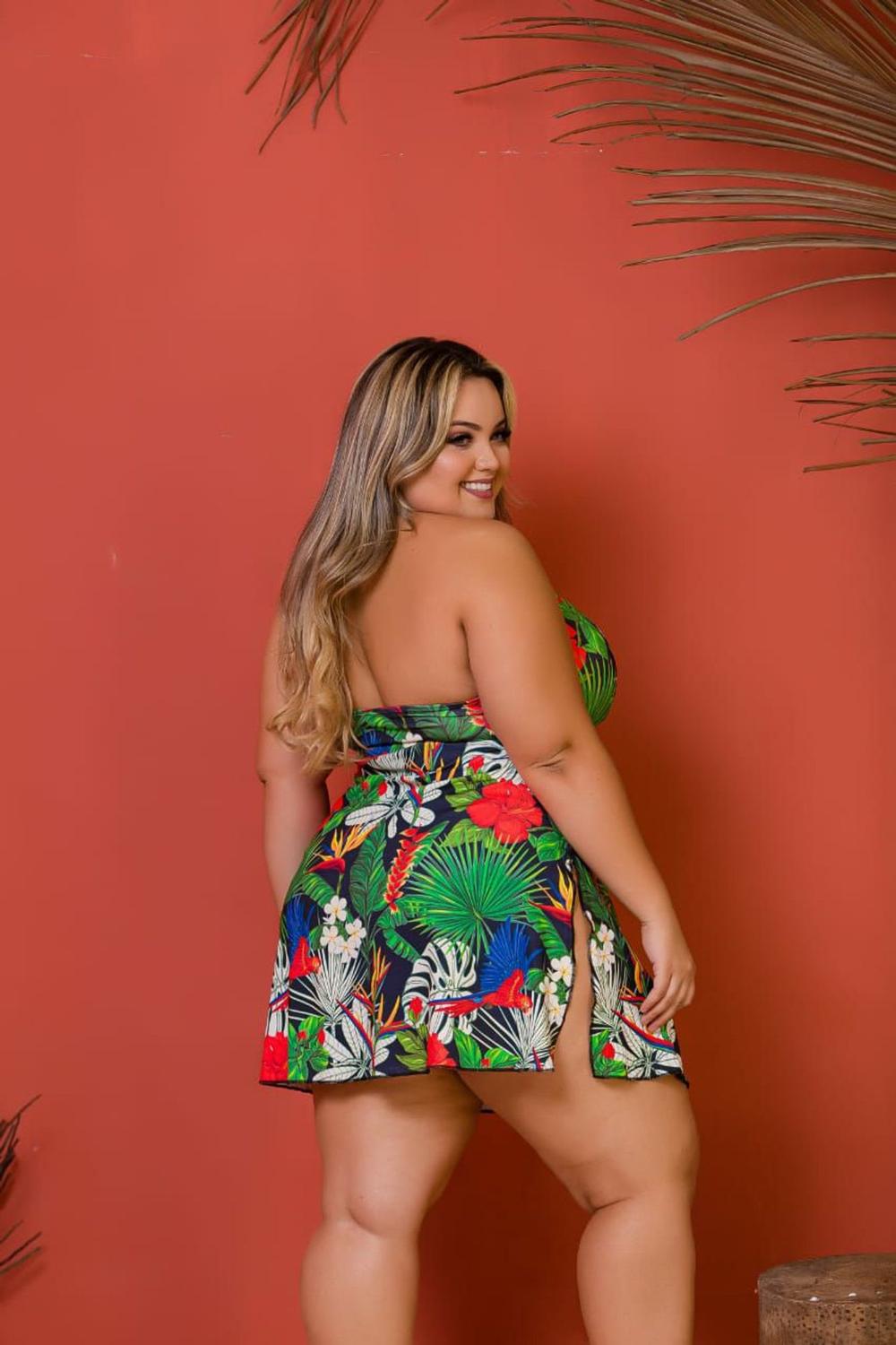 Maiô Plus Size Com Saída De Praia Embutida Lucy Pinheiro Biquinis