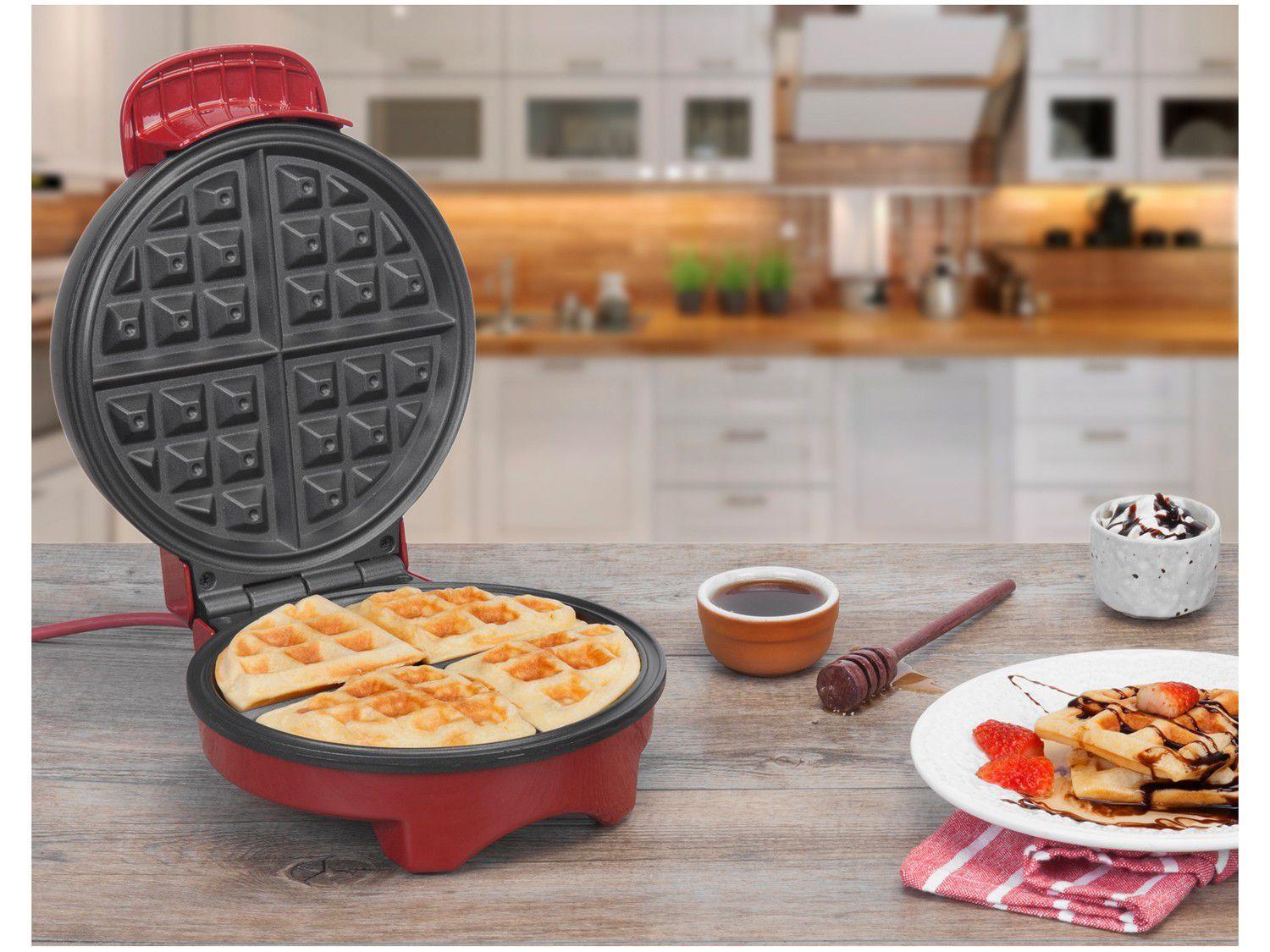 Máquina de Waffle Britânia Golden Waffle - 850W - Máquina de Waffle ...