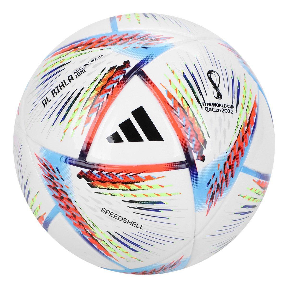 Mini Bola Adidas Copa do Mundo 2022 Al Rihla - Bola de Futebol - Magazine  Luiza