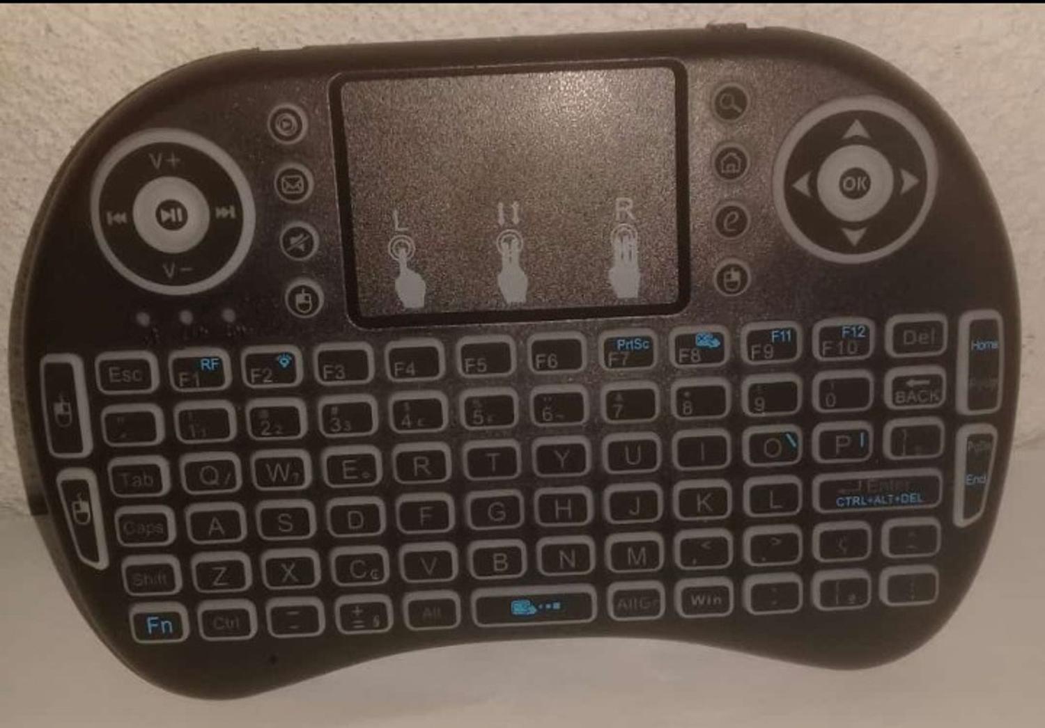 mini keyboard backlit como conectar