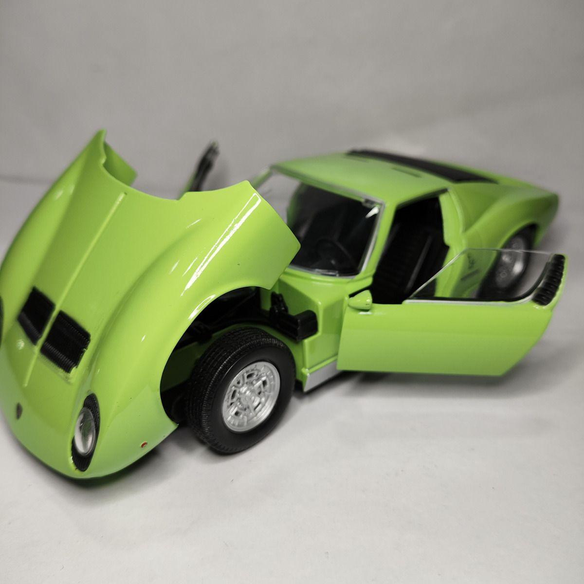 Motor Max Lamborghini Miura P400 1/24