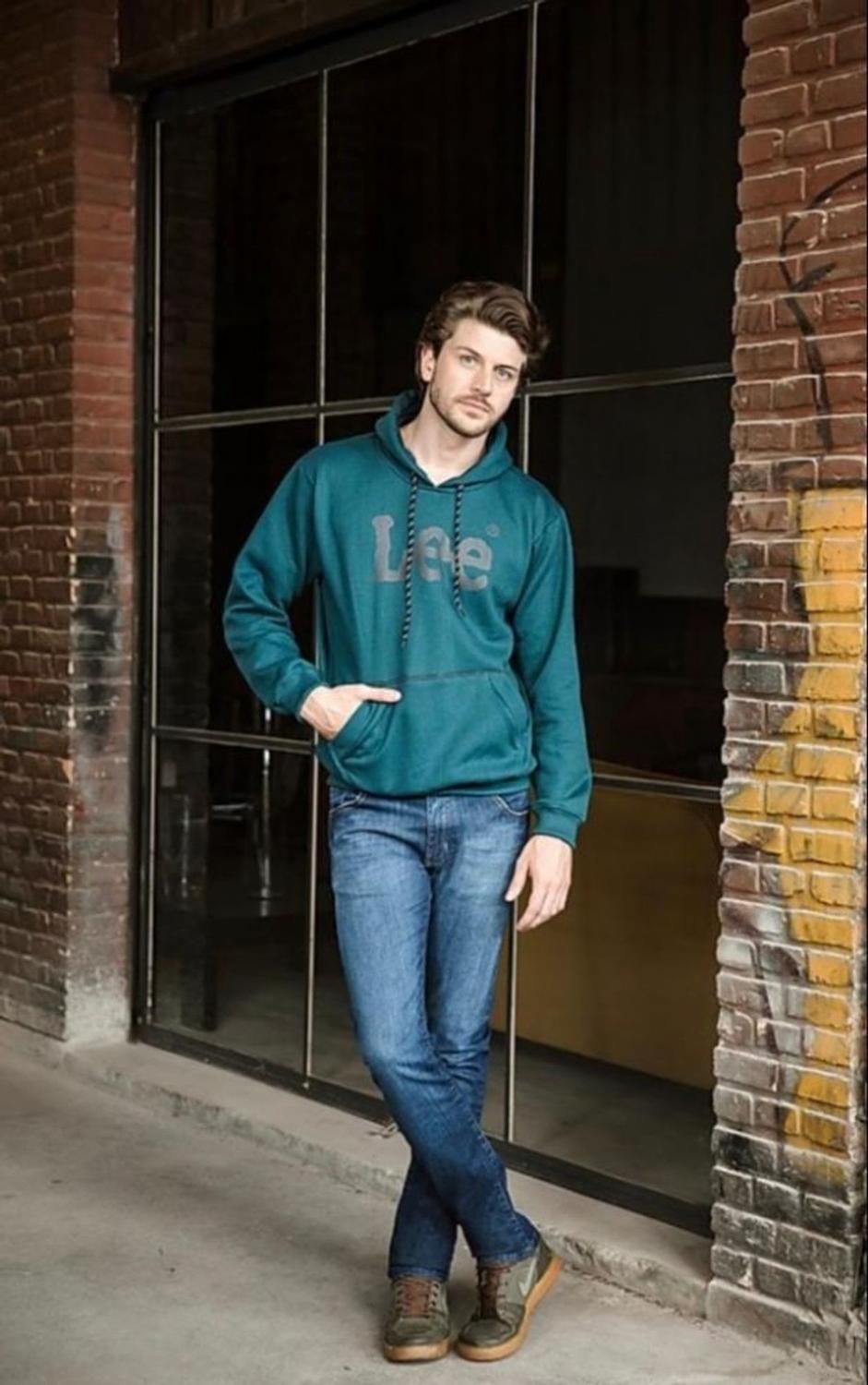 moletom com capuz and skinny jeans outfit