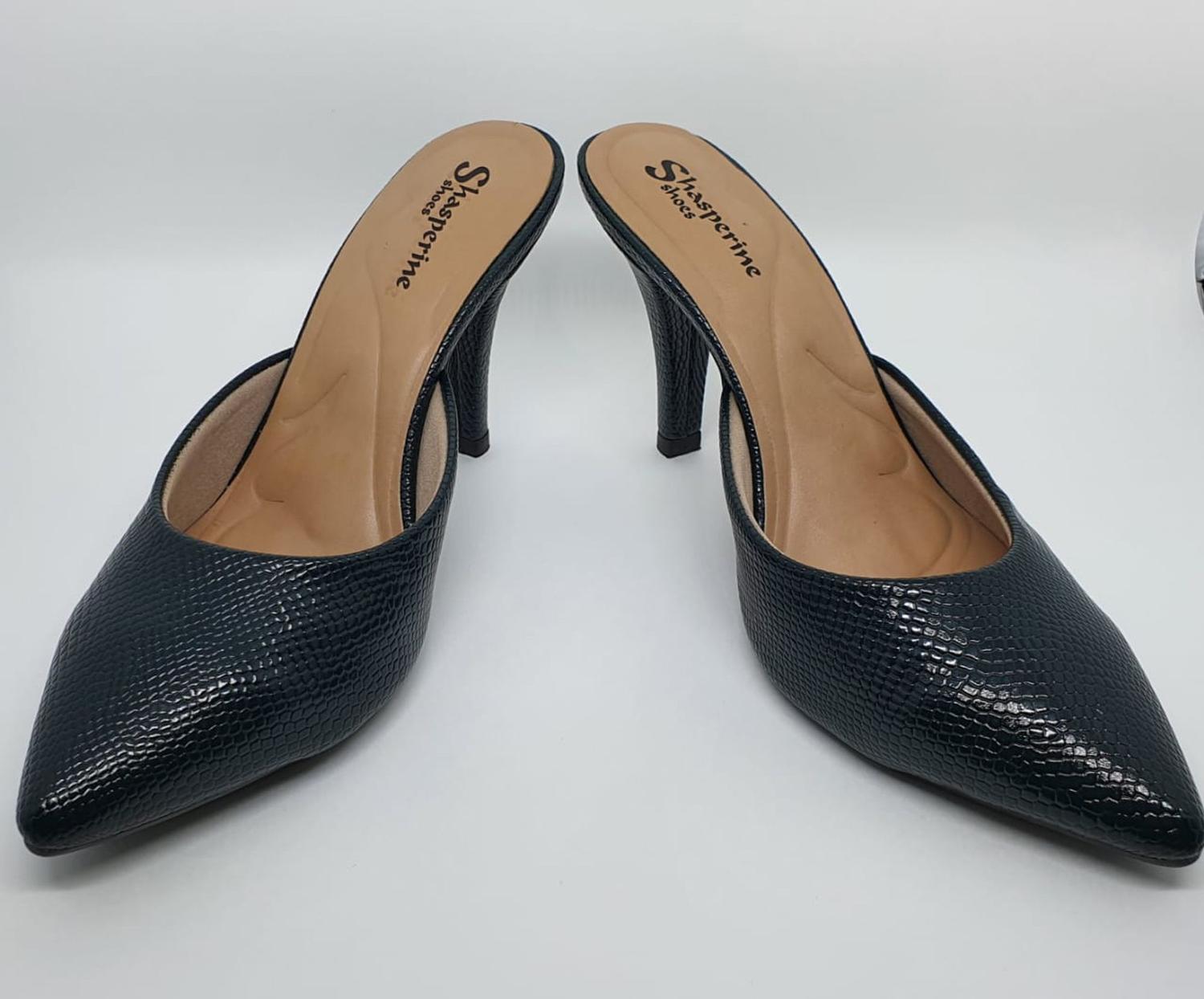 Mule Salto Bico Fino VD Militar - Shasperine - Mule Feminino - Magazine  Luiza