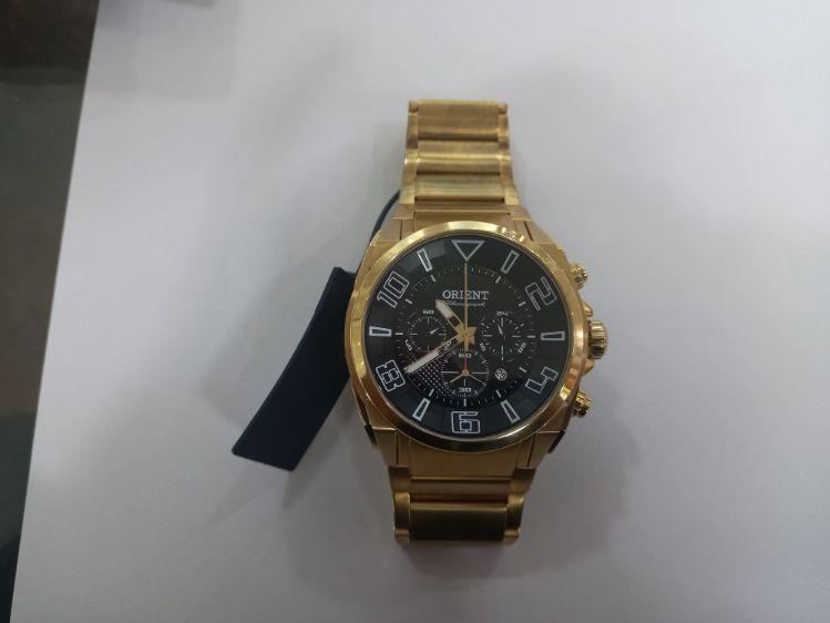 orient chronograph dourado