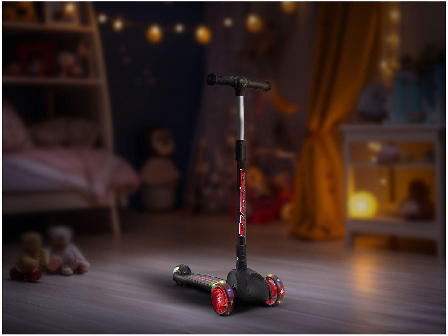 Patinete Infantil 3 Rodas Bandeirante Skatenet com LED