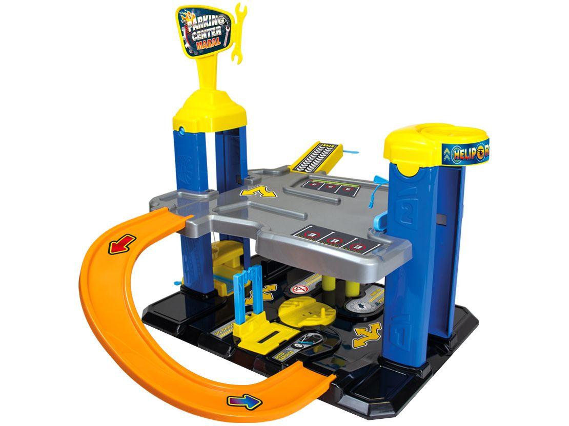 Pista Parking Center Maral