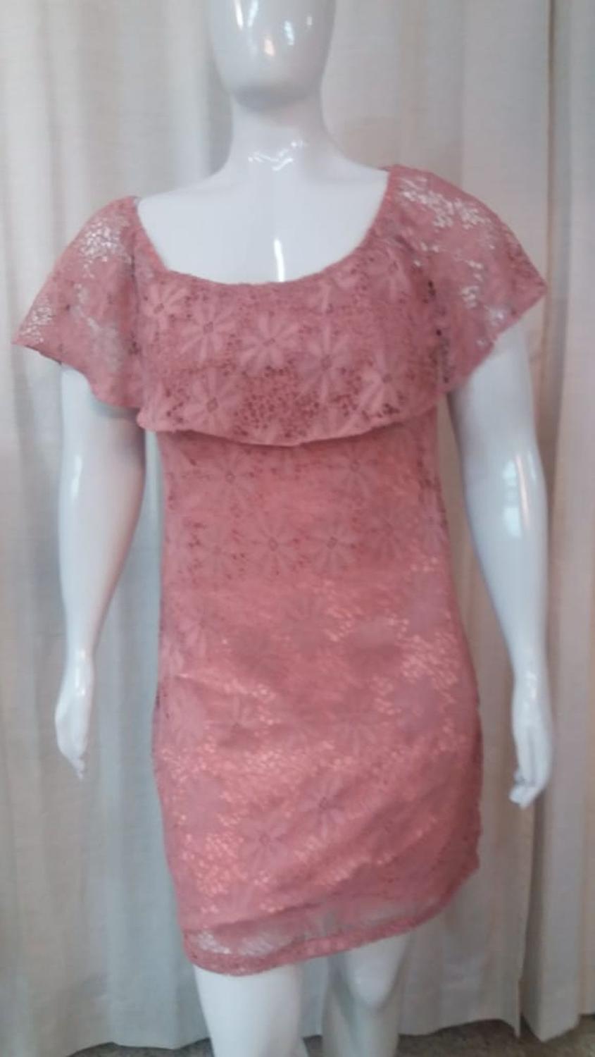 vestido renda rosa seco