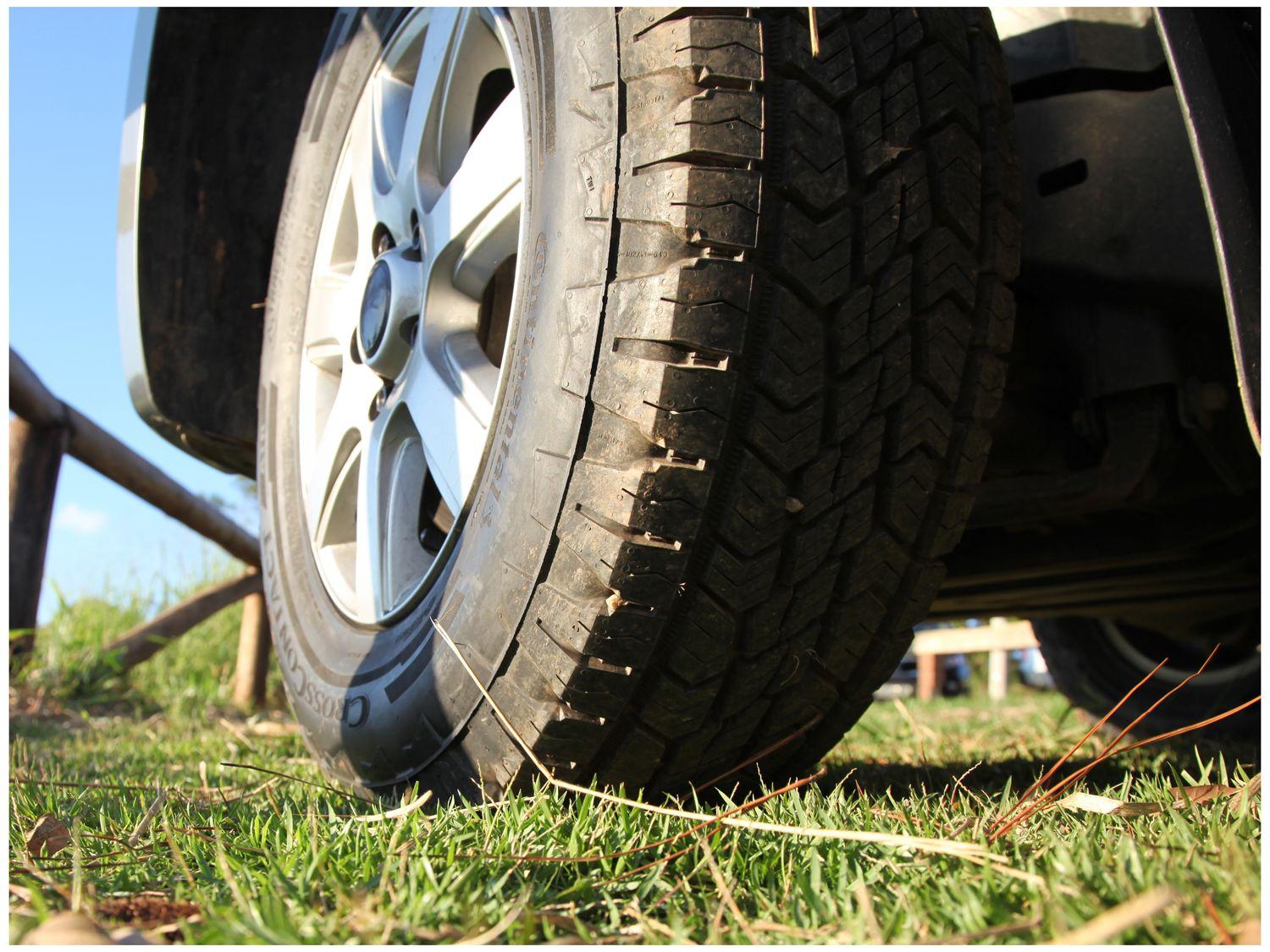 Pneu 18" 265/60R18 Continental 110T CrossContact ATR