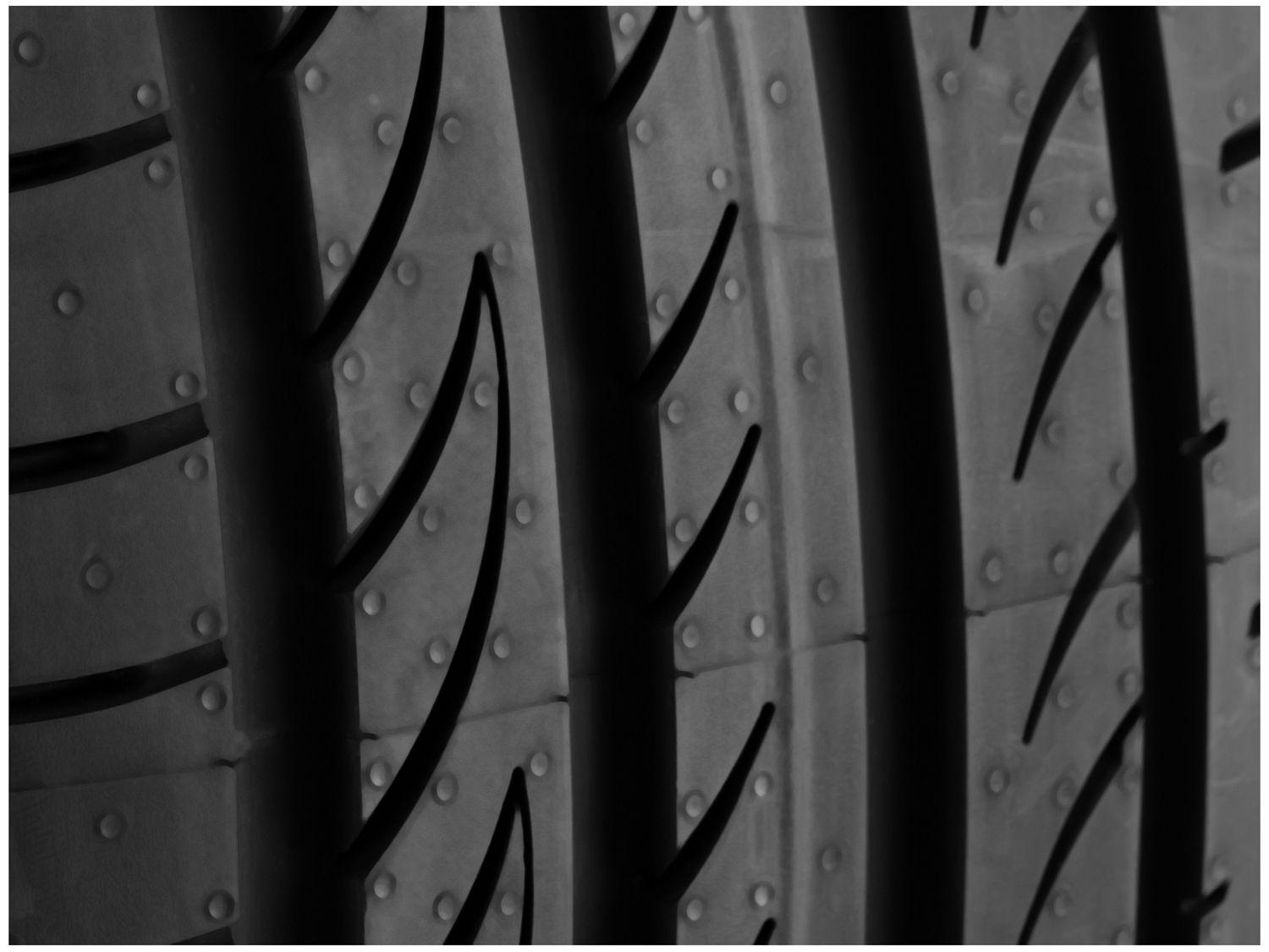 Pneu Aro 17” 215/50R17 Pirelli 91V Powergy