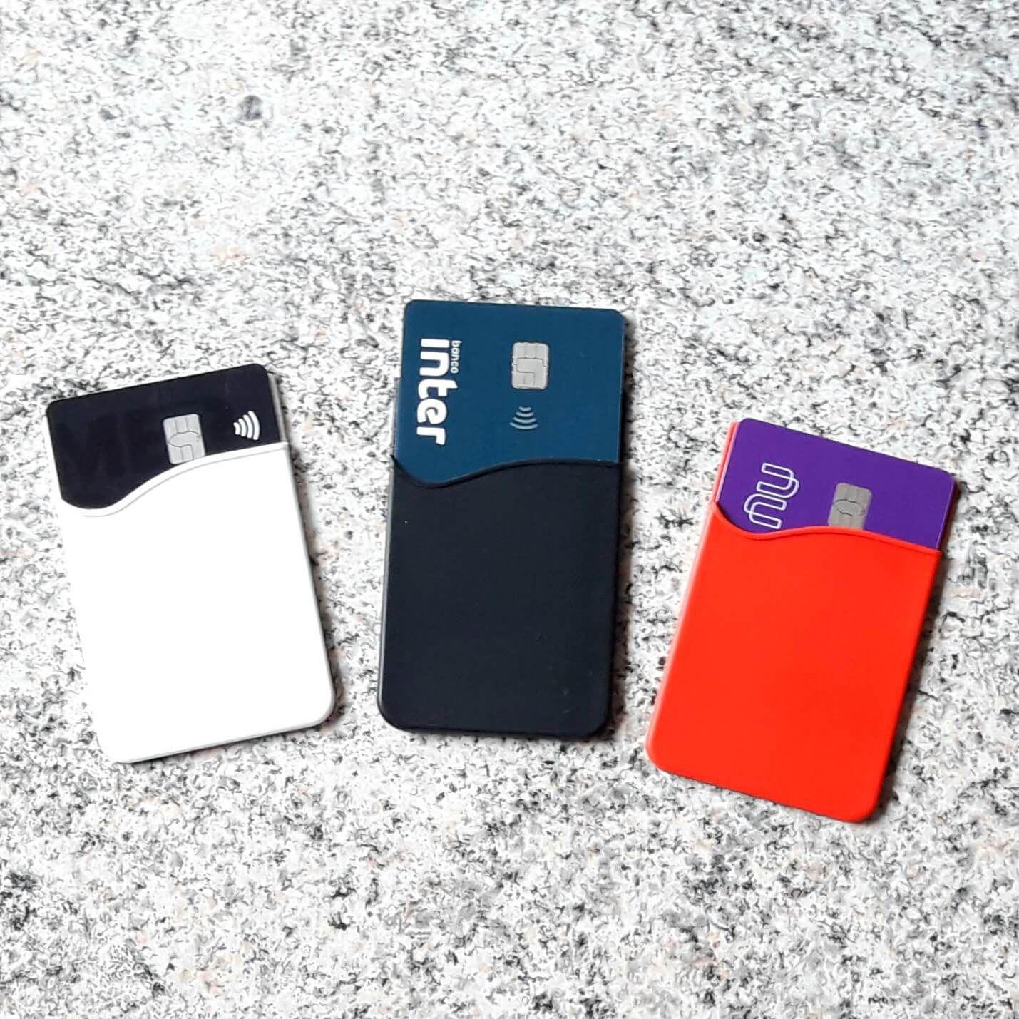 Café, abridor de garrafa e até faca: conheça capas de celular que oferecem  mais do que proteção - 33Giga