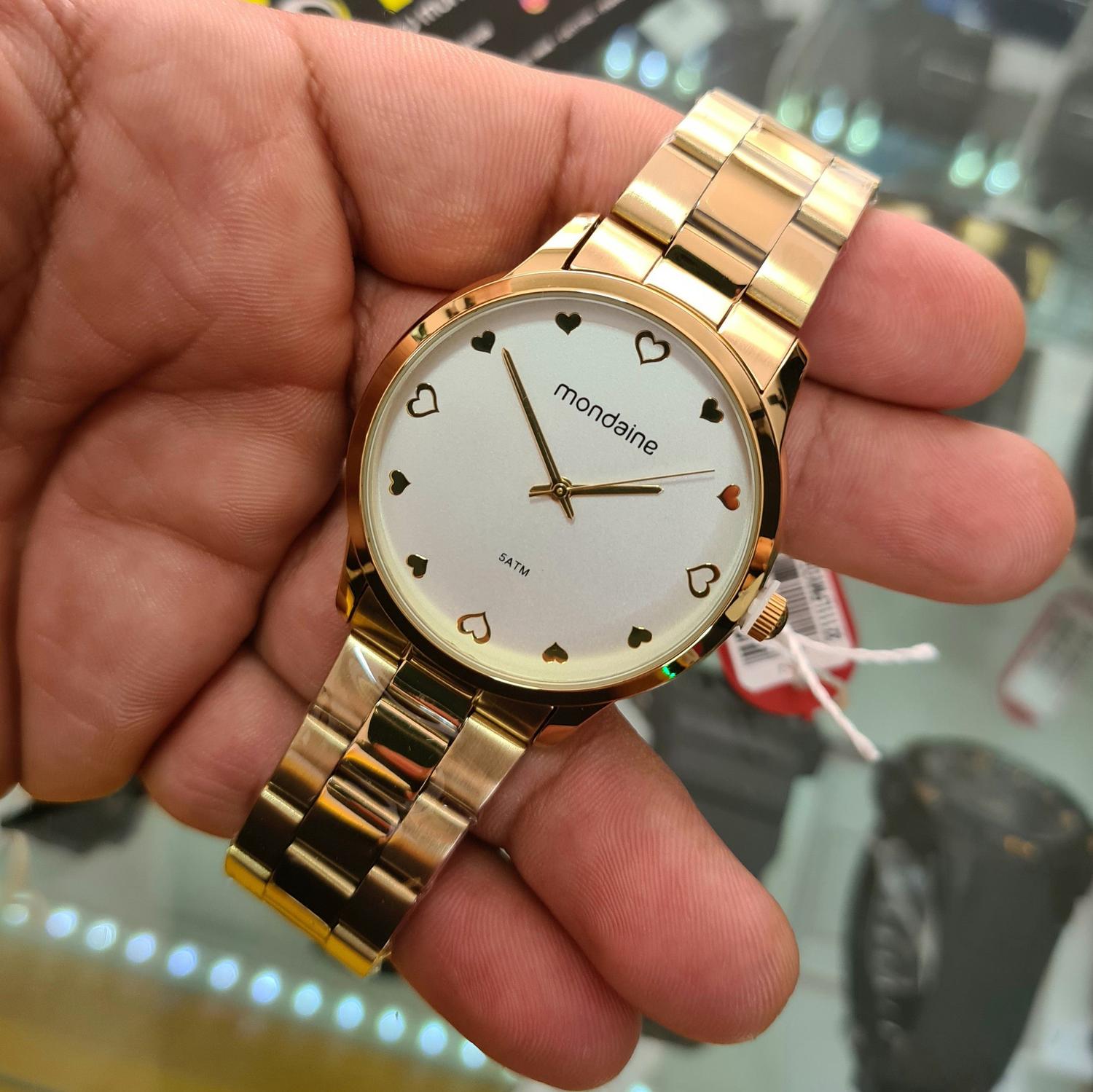 relogio mondaine coracao