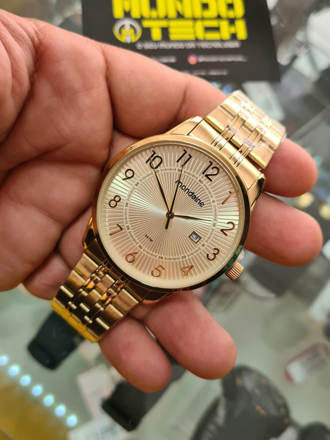 relogio mondaine e bom