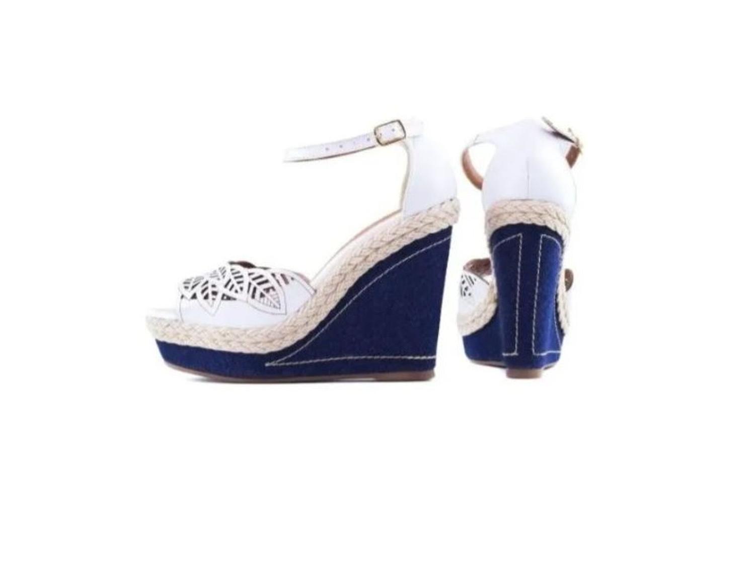 Sandália Anabela 34 no Ficou Pequeno - Desapegos de Sapatos quase novos ou  nunca usados para bebês, crianças e mamães. 1073906