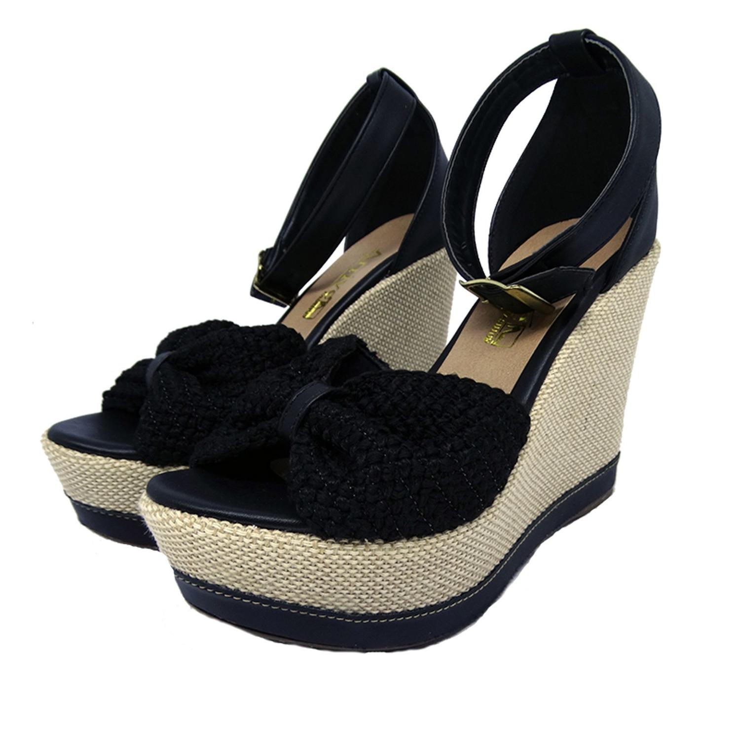 Sandália Anabela Nó Camurçado Preto Fivela Corda - GiselaCosta