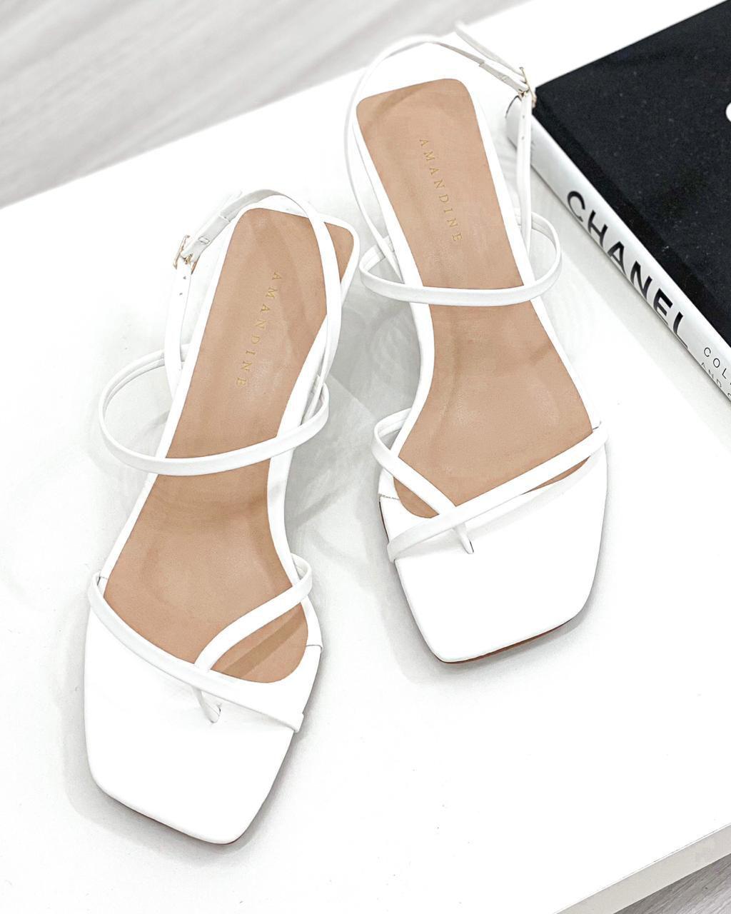 Sandália Bico Quadrado Branca