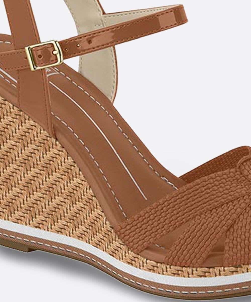 Sandália feminina plataforma tiras transpassadas moleca Clearance