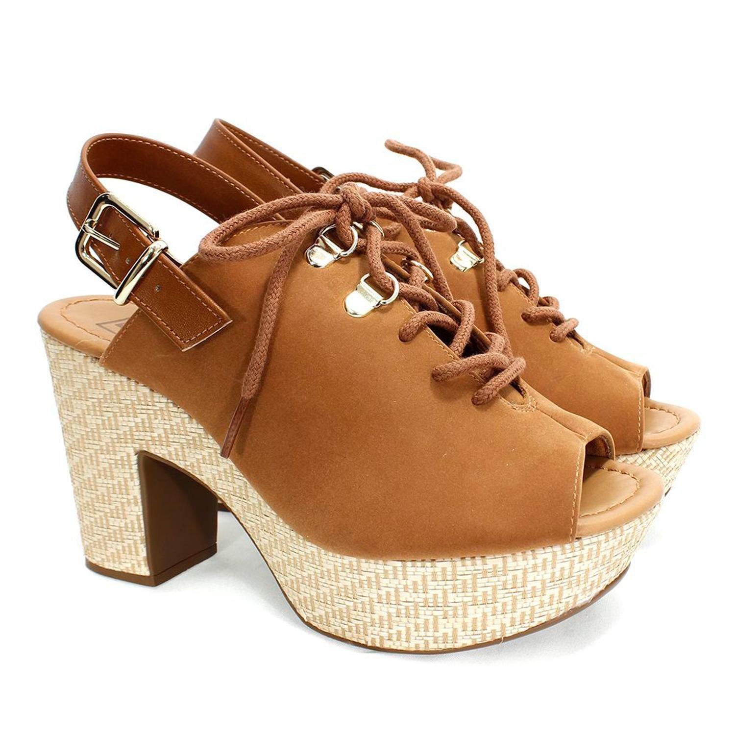 sandalia bebece tratorada