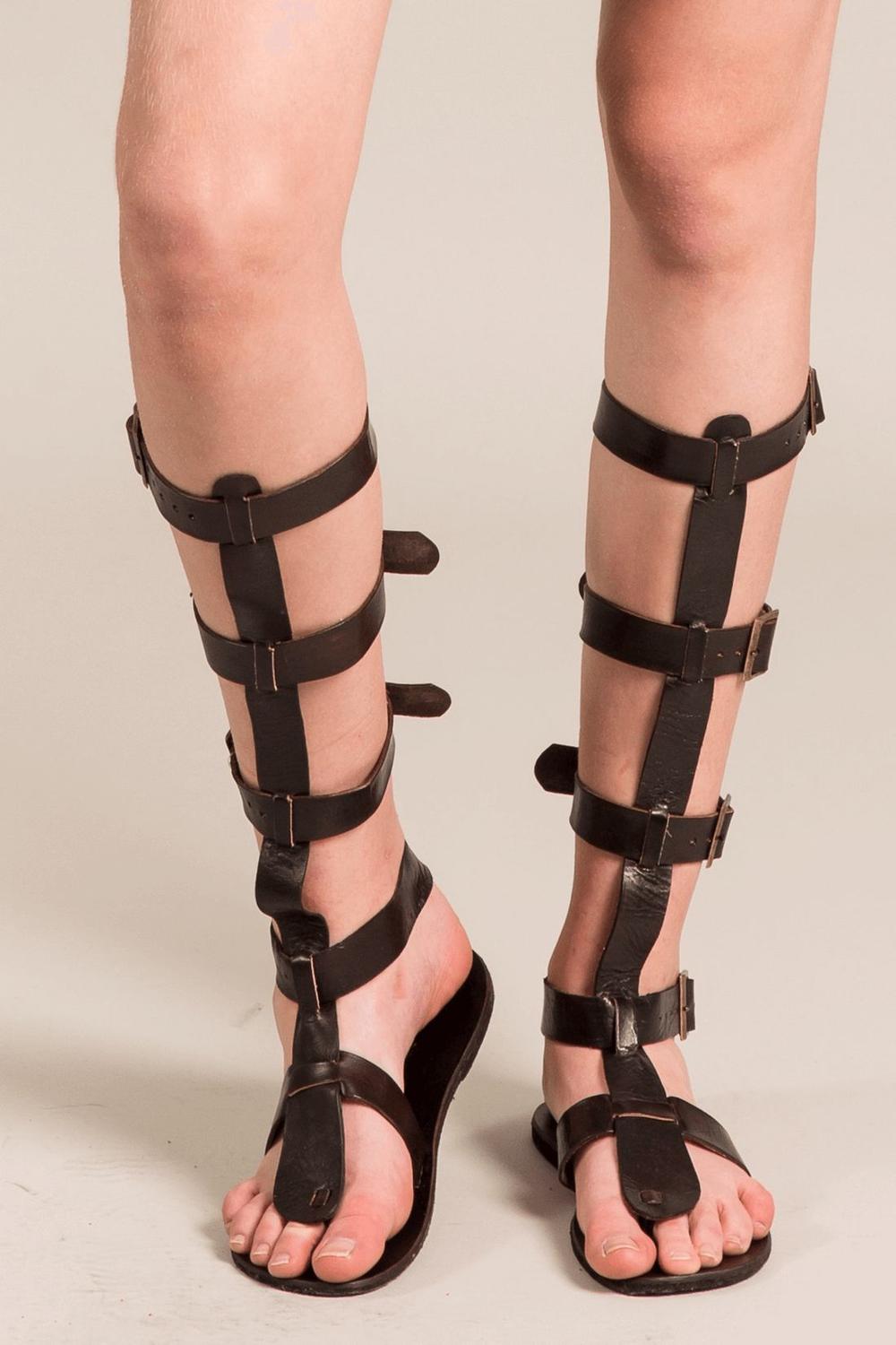 Sandália Gladiadora de Couro - Yacamim - Outros Moda e Acessórios -  Magazine Luiza