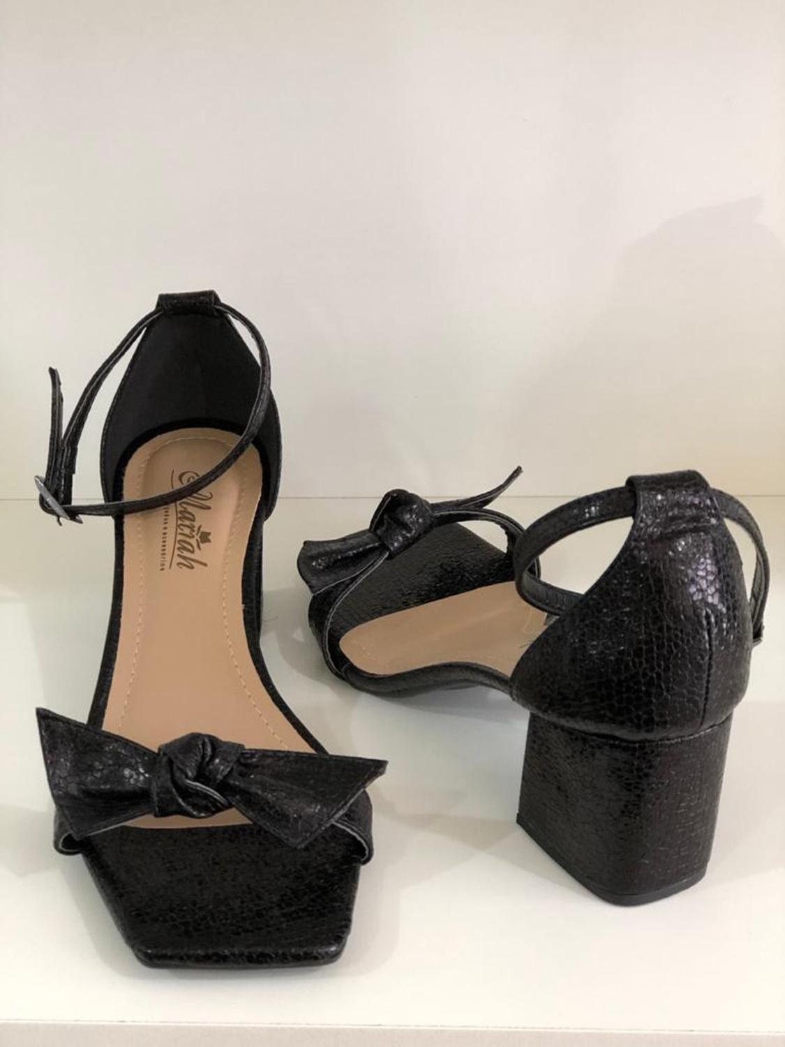 Sandália Mariah Preta Salto Bloco Número 37 - Mariah Calçados - Outros Moda  e Acessórios - Magazine Luiza