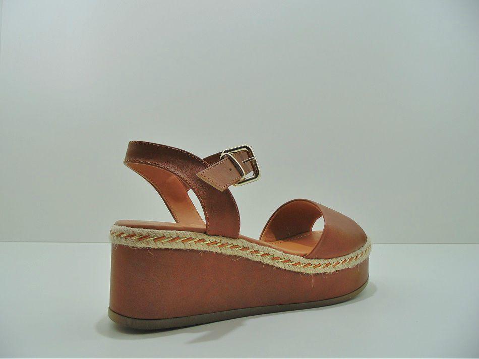 sandalia plataforma bebece