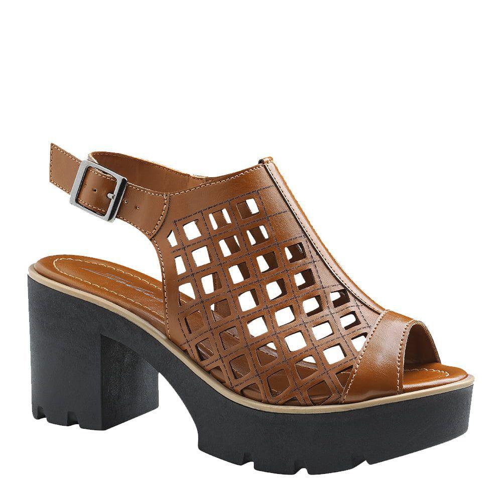 Sandalia tratorada caramelo Outlet