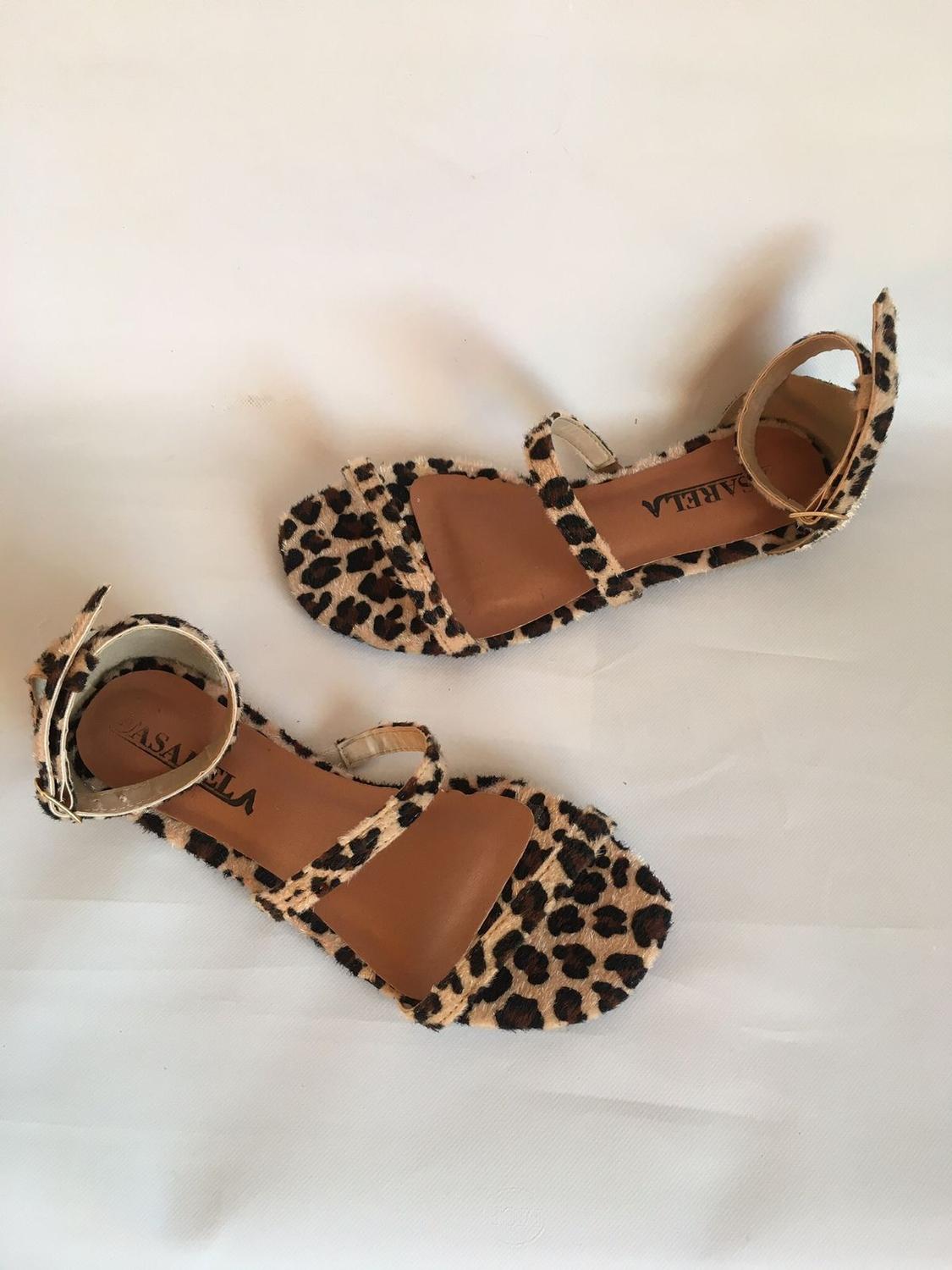 Animal Print Sandalia Rasteira Vizzano OnÃ§a Animal Print