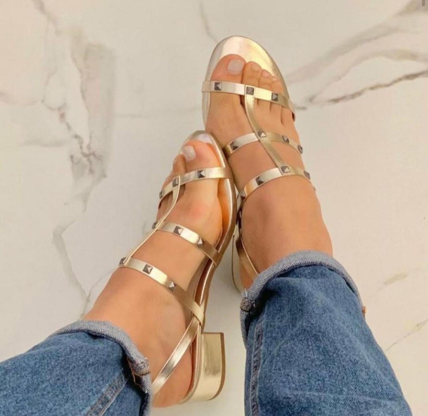 Sandálias De Salto de Valentino Garavani: Agora a R$ 4.250,00+ | Stylight