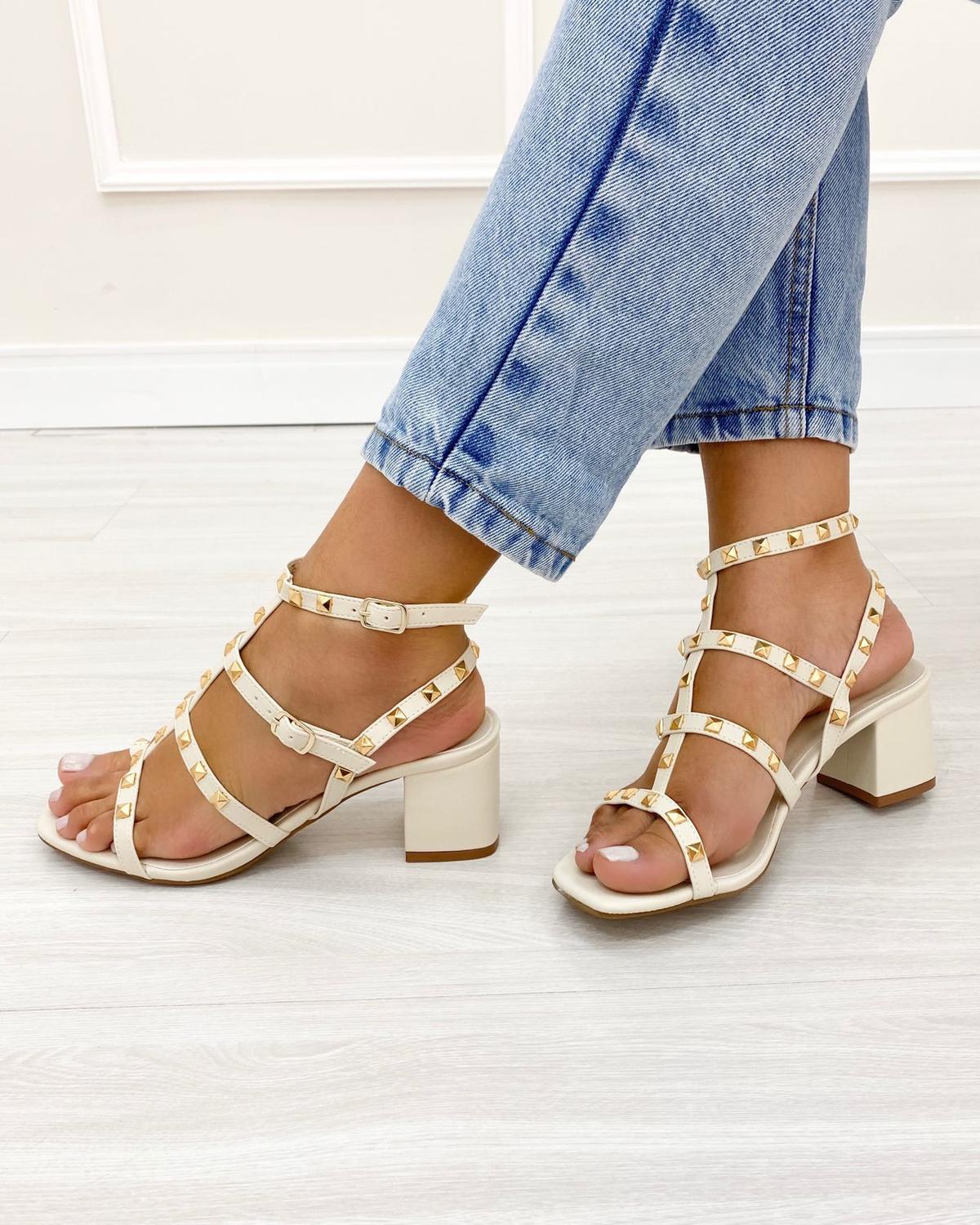 Sandália Feminina Rasteira Tachas - Schutz - Verde - Shop2gether