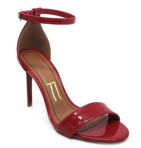 sandalia vermelha festa