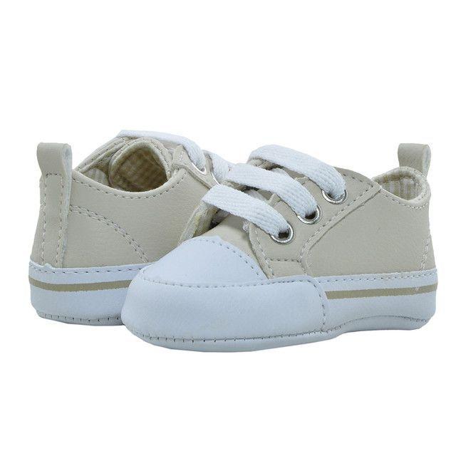 Sapatinho de Bebê Bicho de Pé - Sapatênis Masculino c/ ilhós e Atacador -  Sintético/Tecido - Bege - Bicho de Pé Baby - Sapatênis para Bebês -  Magazine Luiza