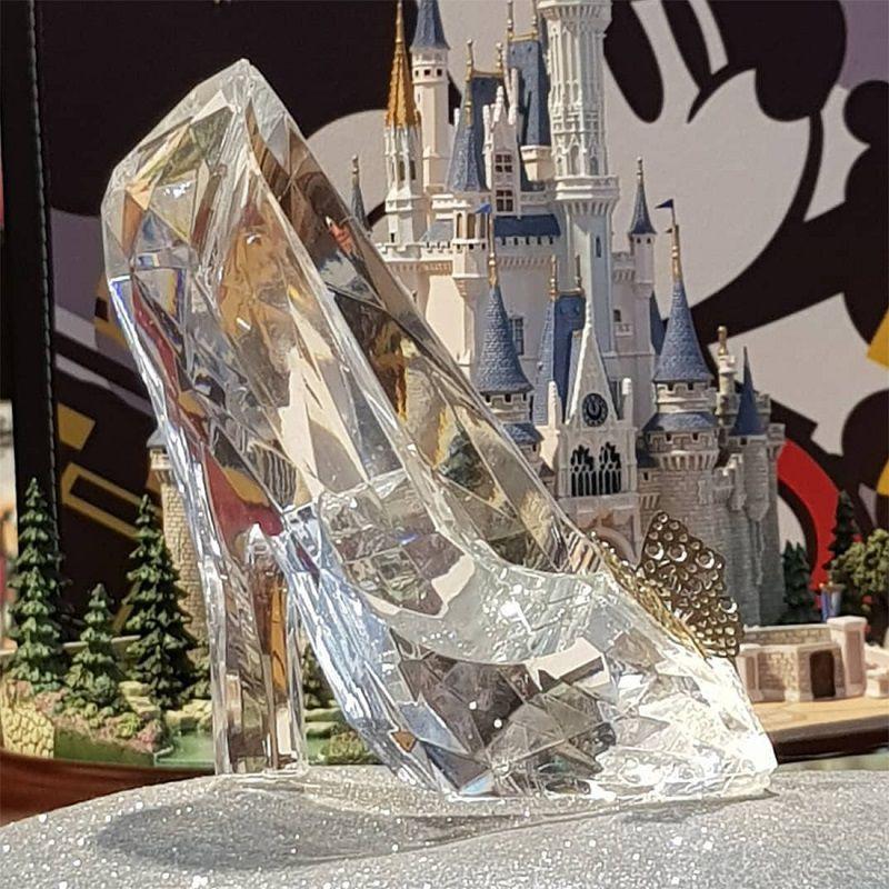 Sapatinho de cristal com jogo de luz para festa decoração - Rota Do Click -  Decoração de Festa - Magazine Luiza