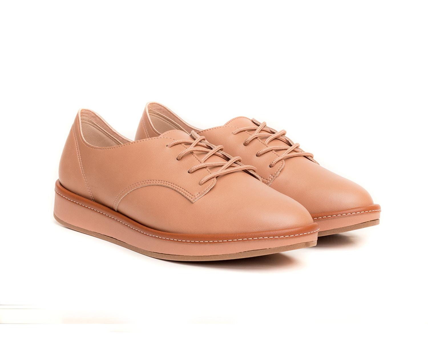 oxford feminino nude