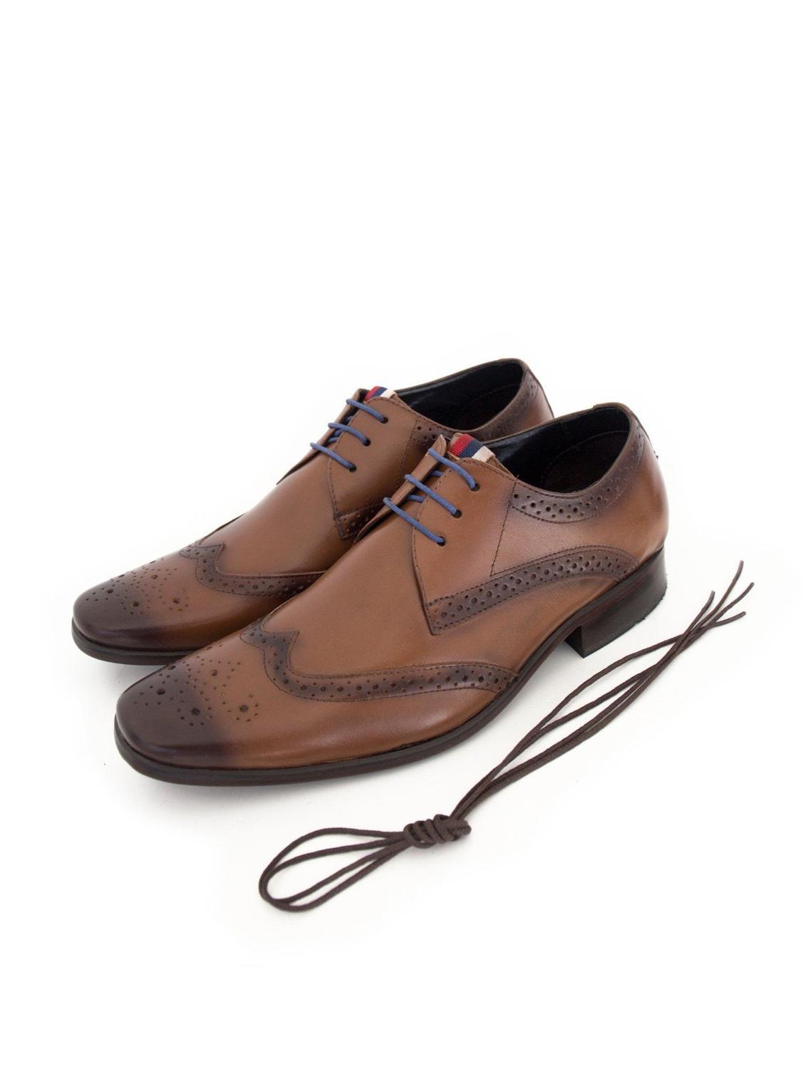 Sapato de Couro Cromo Whisky com Florão - Tamanho 44 - Compreterno - Outros  Moda e Acessórios - Magazine Luiza