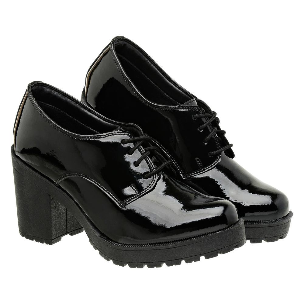 sapato envernizado feminino