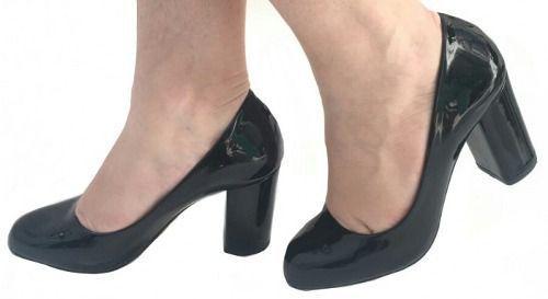 scarpin bico redondo preto