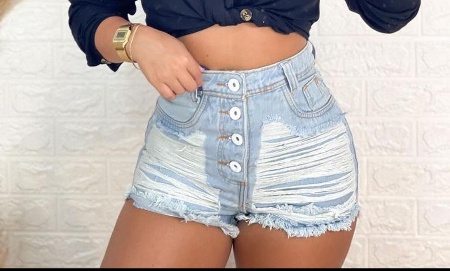 shorts rasgado
