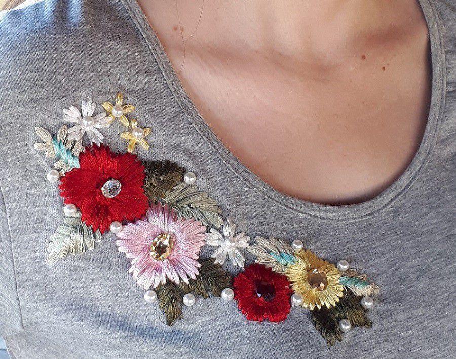 blusas bordadas con flores