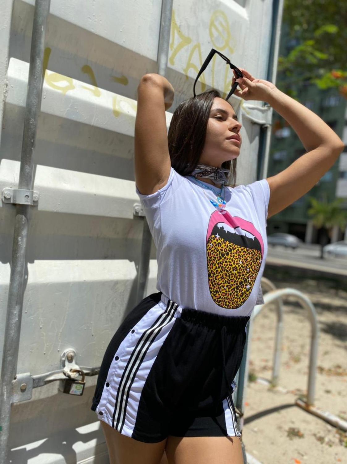 lauras boutique moletom com capuzs