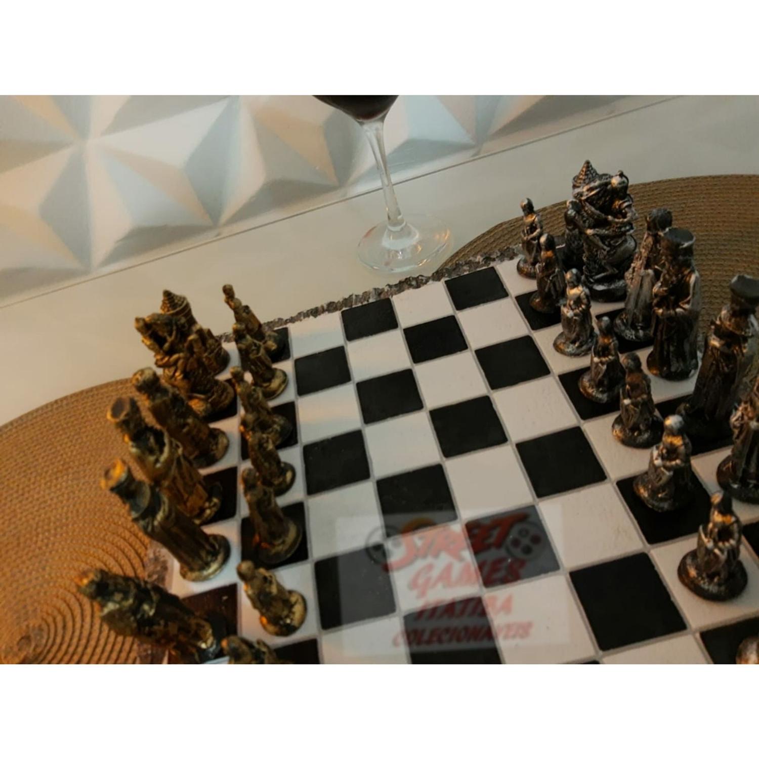 Tabuleiro de Xadrez Marchetado Luxo Exclusivo Lewis 32 peças em Promoção na  Americanas