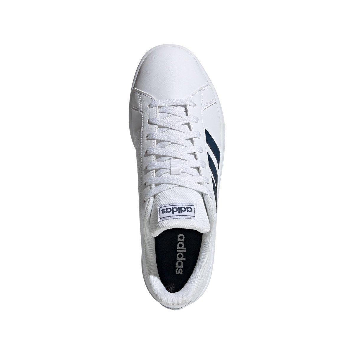 tenis adidas la marque aux 3 bandes