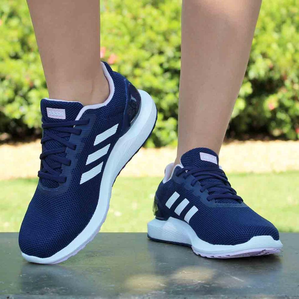tenis adidas branco com roxo