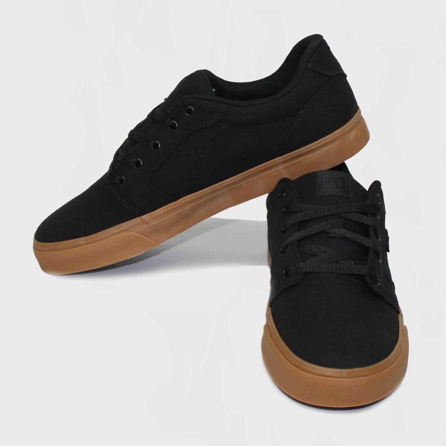 dc preto com caramelo