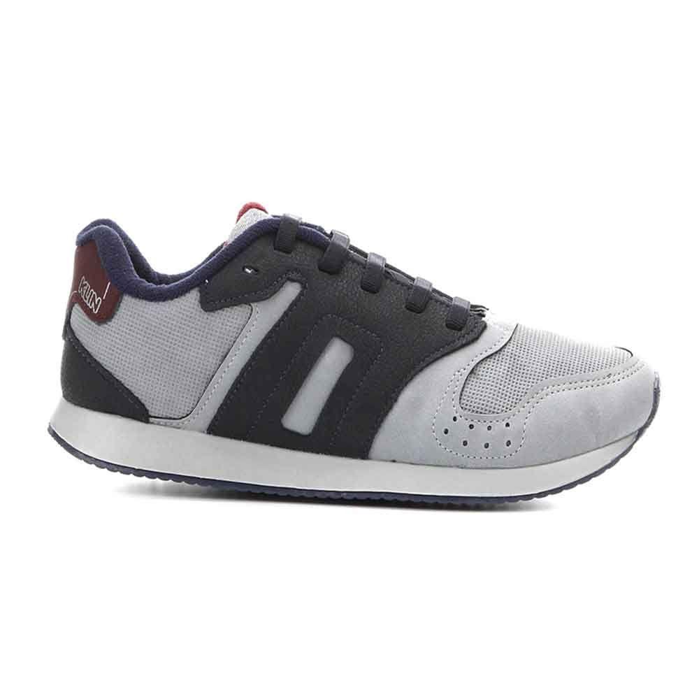 tenis com luzinha da klin