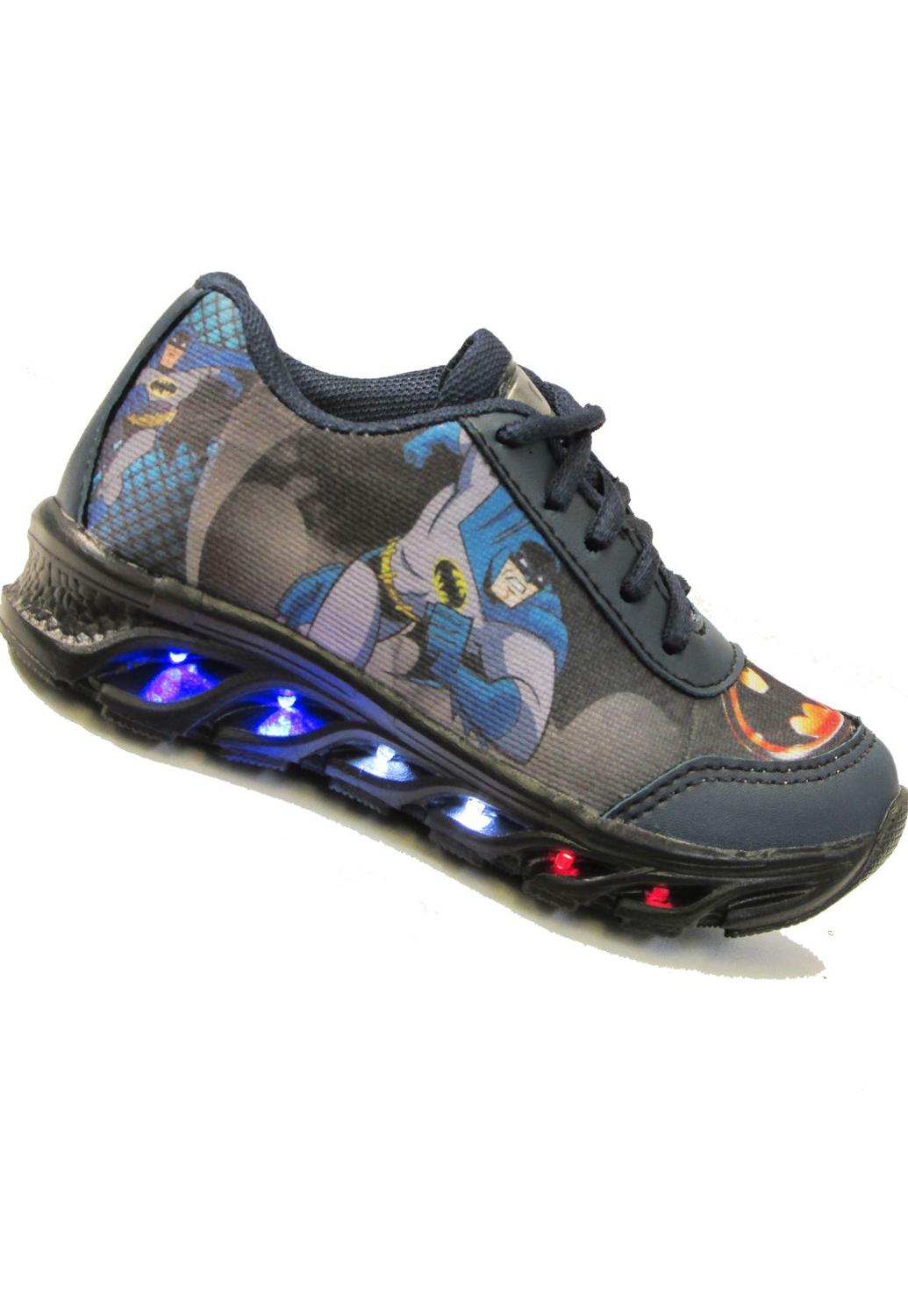 tenis infantil do batman