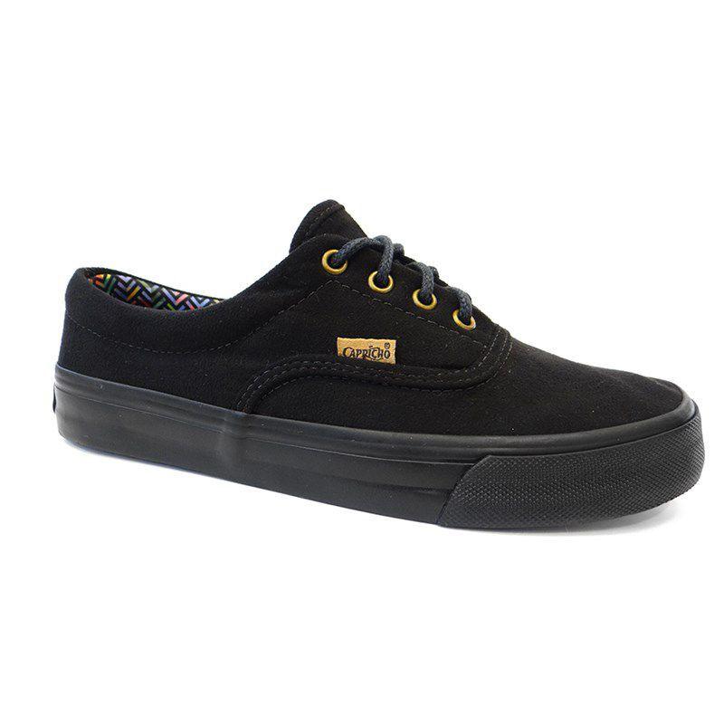 tenis preto da capricho