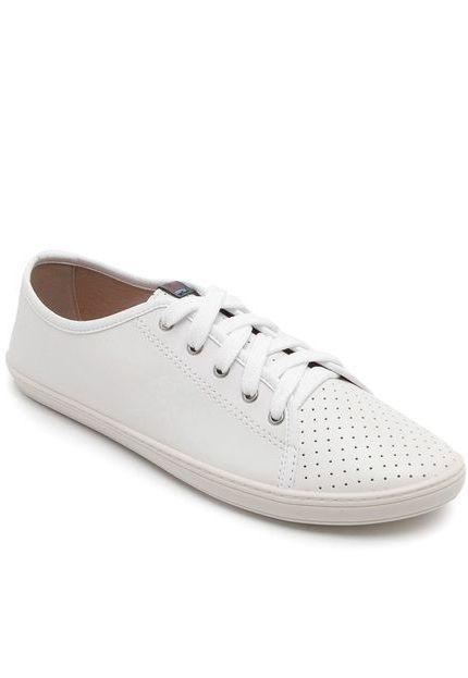 tenis moleca perfuros
