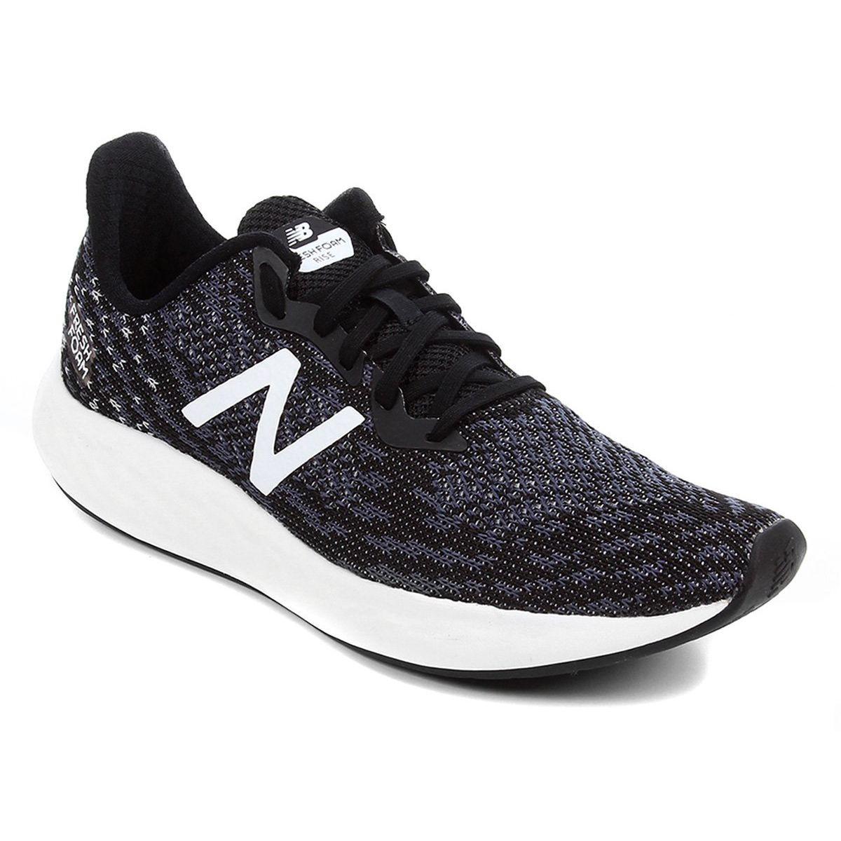 tênis new balance logo preto