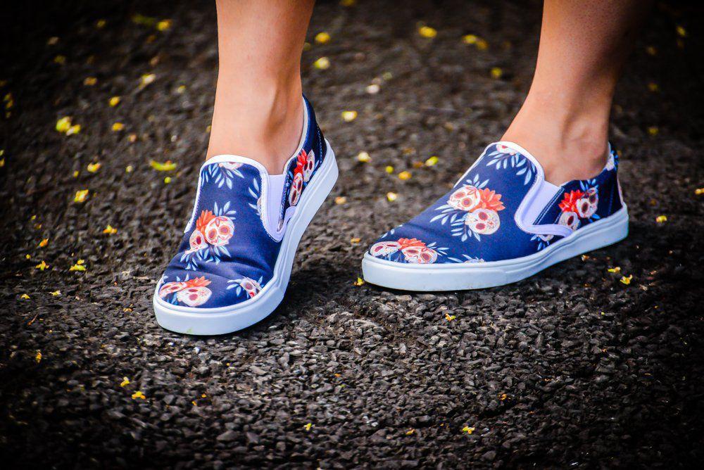 Tênis Slip on As Flores da Caveira, por Camila dos Santos. - Inkfeet -  Slipper / Slip On Masculino - Magazine Luiza