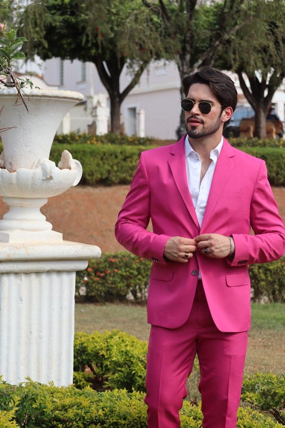 terno com blusa rosa